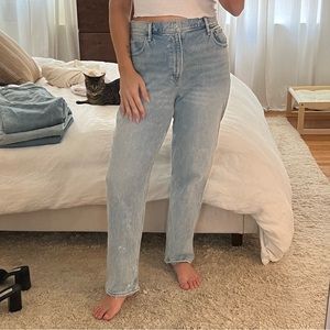 Abercrombie Curve Love Ultra High Rise 90s Straight Jean
